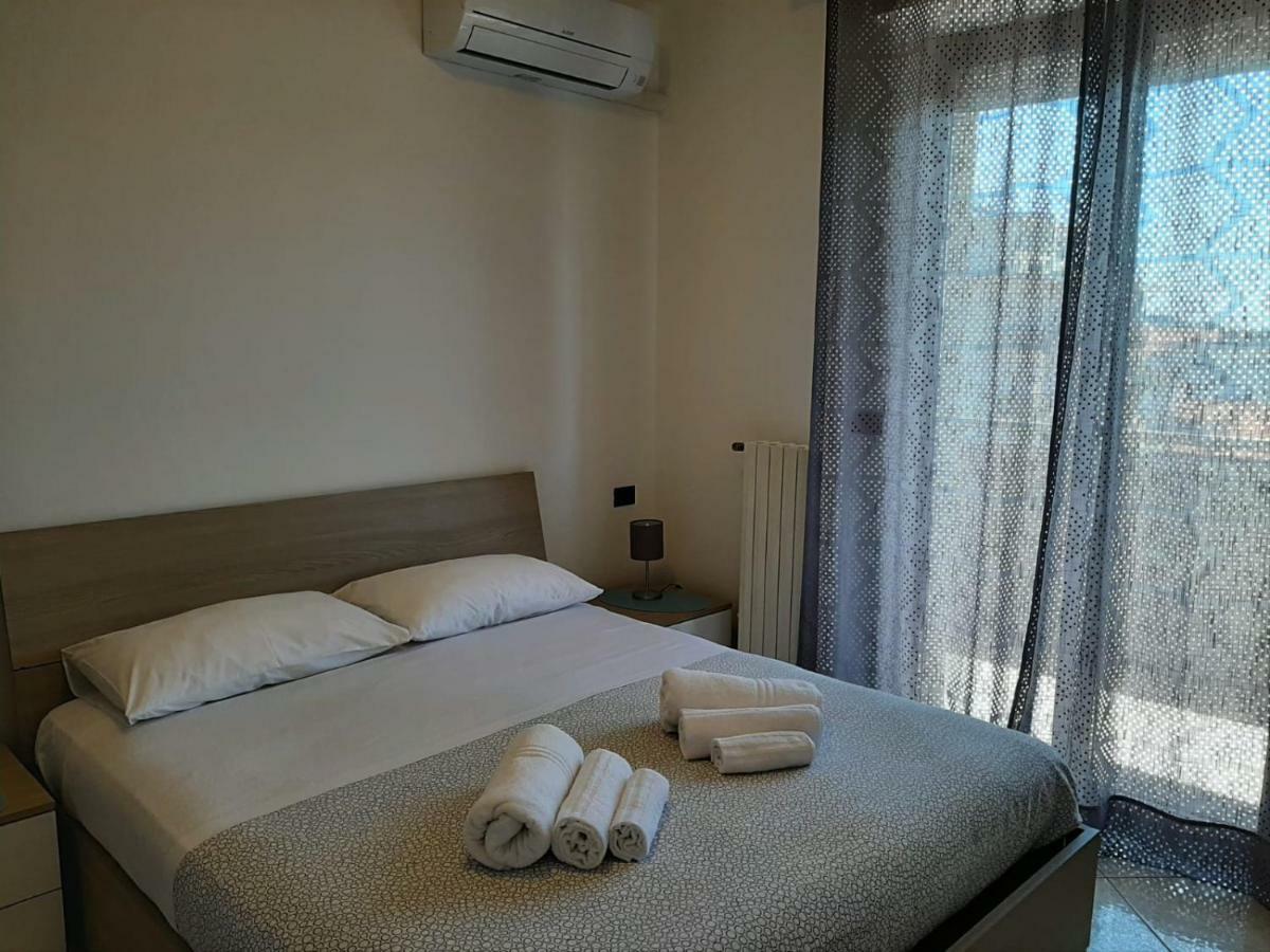 Domus Maris Viserba, Spiagge E Centro A 100 Mt, Promo Maggio Fiera Macfrut, Fieravicola, Expo Dental, Meeting Rimini Kültér fotó
